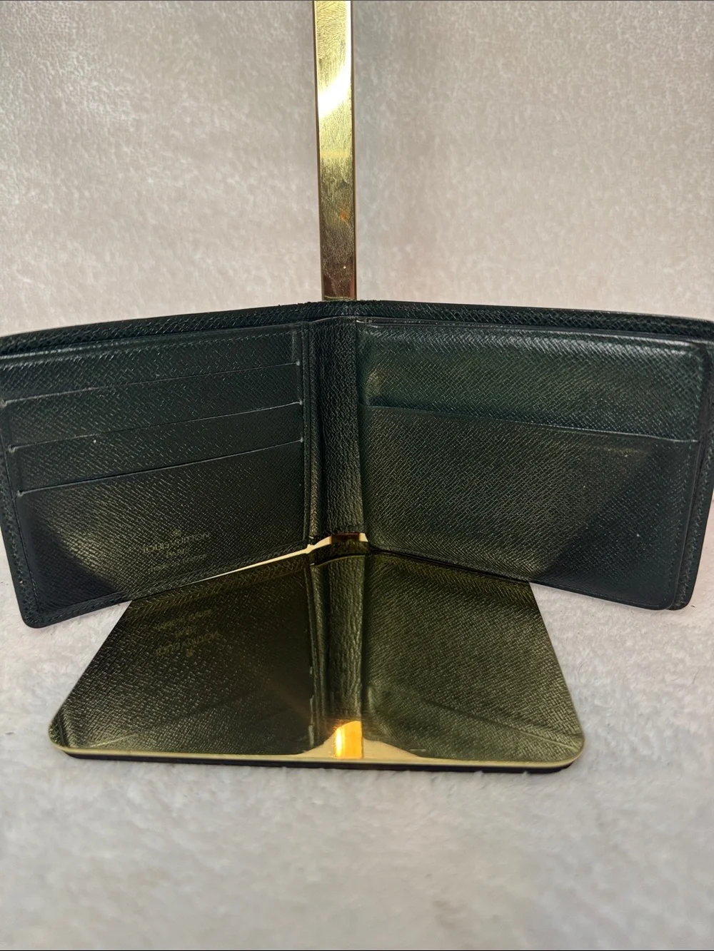 Louis Vuitton Compact Wallet Men’s Taiga Leather Bifold Dark Green Small France